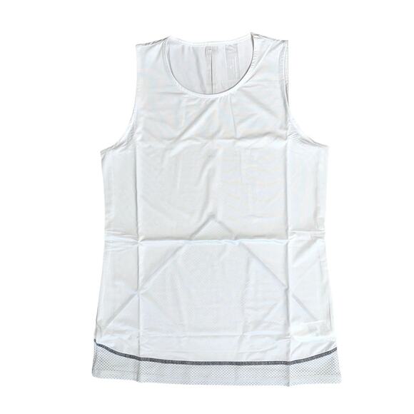 ZŪDA Gravity Grey Sleeveless Keyhole Back Scoop Neck Workout Tank Top Women’s - Picture 2 of 11